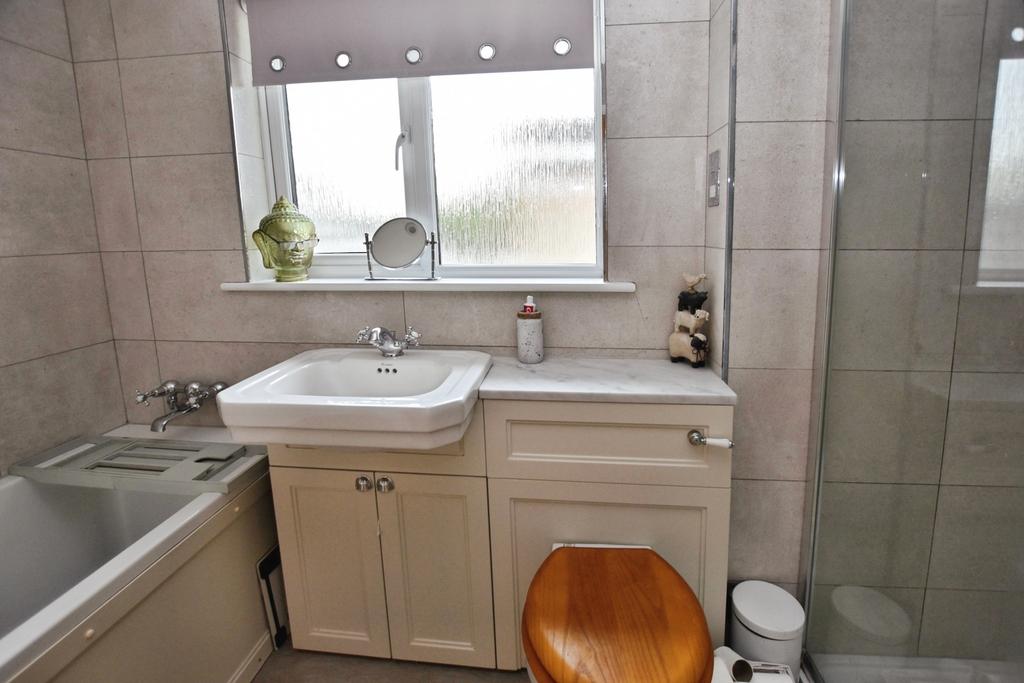 Family bathroom