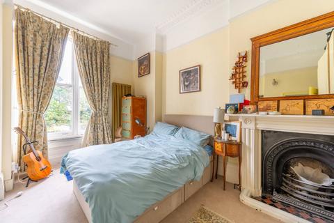 1 bedroom flat for sale, Pembridge Crescent, Notting Hill, London, W11