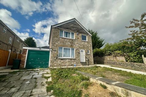 3 bedroom detached house to rent, Springfield Road, Keighley, BD20