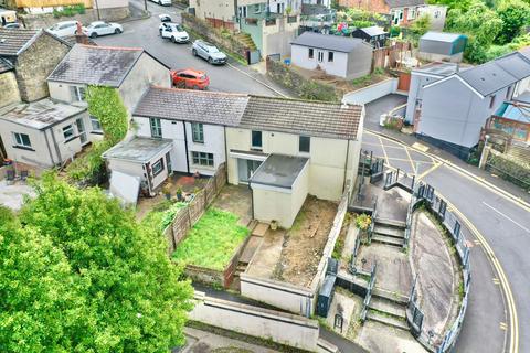 2 bedroom end of terrace house for sale, Hafod Fan Terrace, Six Bells, NP13