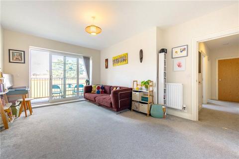 2 bedroom apartment for sale, Fairbanks House, Samuelson Place, Isleworth
