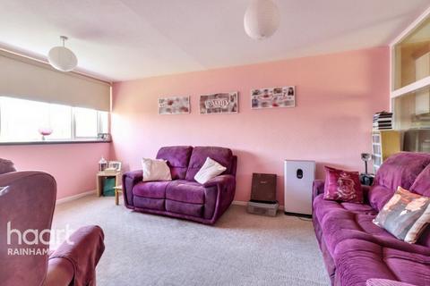 undefined, Theydon Gardens, Rainham, RM13 7UX