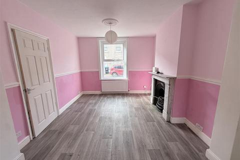 2 bedroom terraced house for sale, Brockley Road, Margate