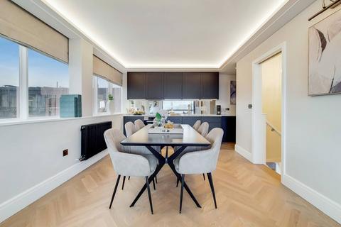 Cavaye Place, South Kensington, London, SW10