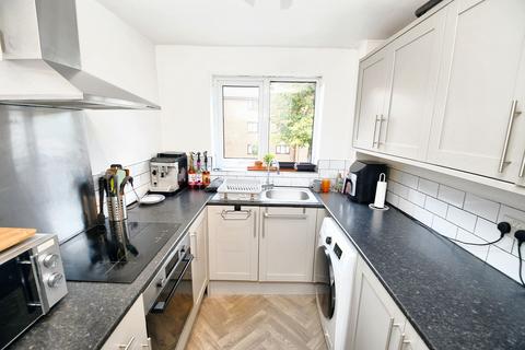 undefined, Voltaire Avenue, St. James Court, M6