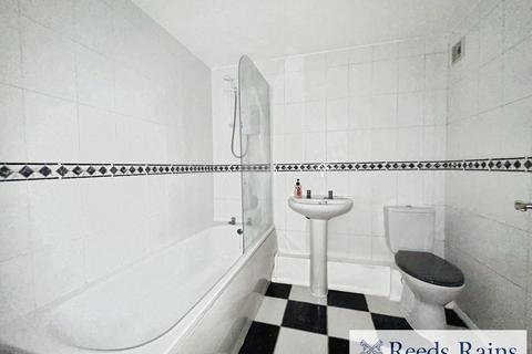 2 bedroom apartment for sale, City View, Salford M7