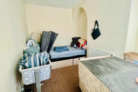 30 Mersey Road, Widnes, WA8 0DG