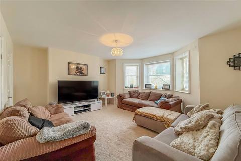 1 bedroom apartment for sale, South Terrace, Littlehampton, West Sussex