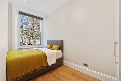 1 bedroom flat to rent, 49 Cleveland Square