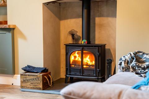 4 bedroom detached house for sale, Crossgates, Llandrindod Wells, LD1
