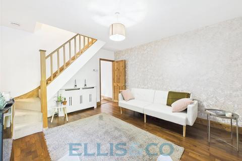 2 bedroom terraced house for sale, Vale Road, Tonbridge, TN9