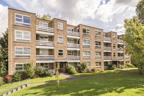 2 bedroom flat for sale, Hardwick Green, London W13