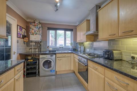 undefined, Huins Close, Redditch, B98