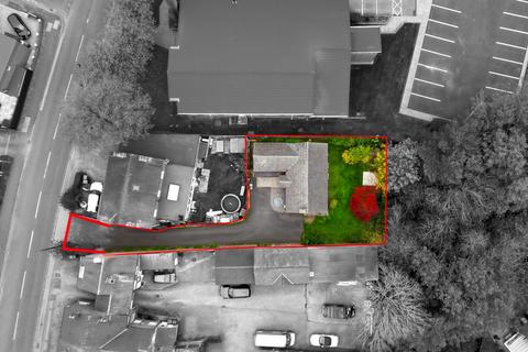 2 bedroom detached bungalow for sale, Evesham Road, Redditch, B97