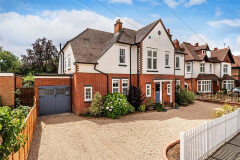 Heathside Road, Woking, Surrey, GU22