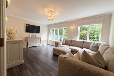 4 bedroom detached house for sale, St. Andrews Place, Shenfield, Brentwood