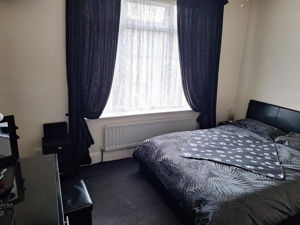Bed 1