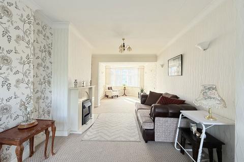 3 bedroom semi-detached house for sale, Morestead Avenue, Sheldon
