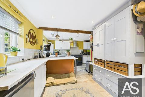 undefined, The Street, Sedlescombe, TN33
