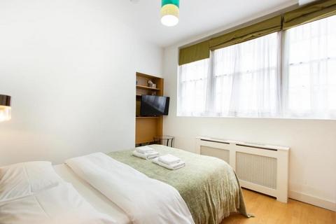 Studio to rent, North Gower Street, London, NW1