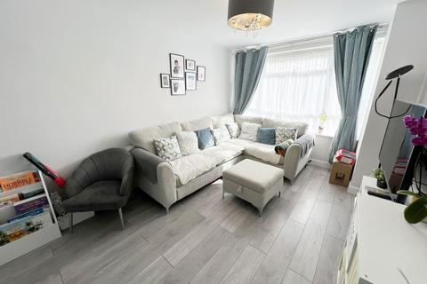 3 bedroom semi-detached house for sale, Conway Close, Shirley