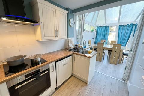 3 bedroom semi-detached house for sale, Conway Close, Shirley