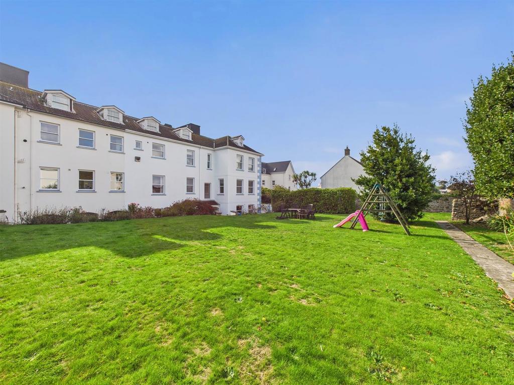 CAM04392 G0-PR0142-STILL008.jpg