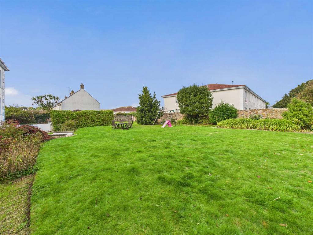 CAM04392 G0-PR0142-STILL007.jpg