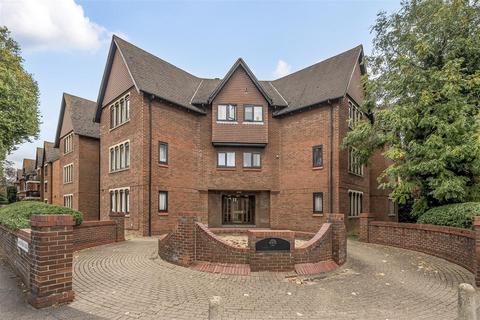 16 Padbury House, Inner Town Area