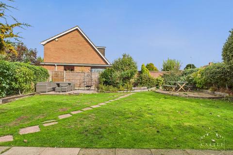 undefined, Brookdale, Hinckley