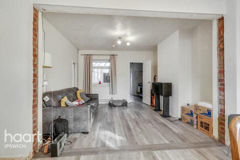 3 bedroom terraced house for sale, Bramford Road, Ipswich