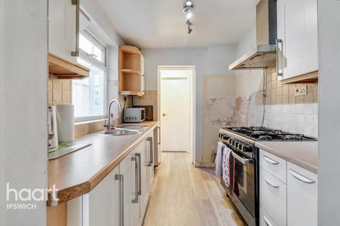 3 bedroom terraced house for sale, Bramford Road, Ipswich