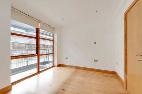 2 bedroom flat for sale, Banister Road, London W10