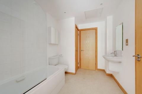 2 bedroom flat for sale, Banister Road, London W10