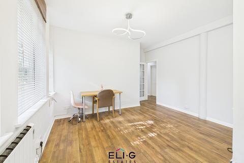 2 bedroom flat for sale, Highfield Court, Highfield road, NW11