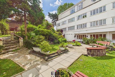 2 bedroom flat for sale, Highfield Court, Highfield road, NW11