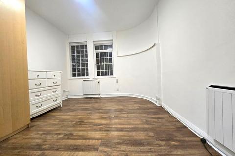 2 bedroom flat for sale, Highfield Court, Highfield road, NW11