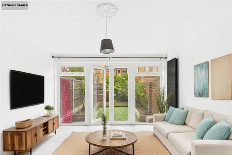 Goodman Crescent, London, SW2