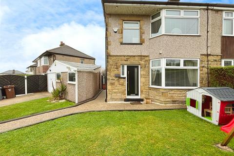8 Leafield Way, Bradford, BD2 3RY