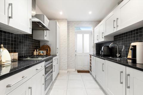 2 bedroom maisonette for sale, Southfield Road, London, W4