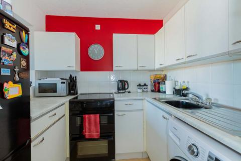 2 bedroom maisonette for sale, Maplin Park, Langley SL3