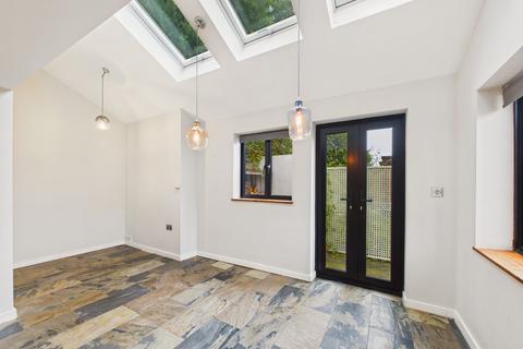 2 bedroom end of terrace house for sale, Fletching Street, Mayfield, TN20