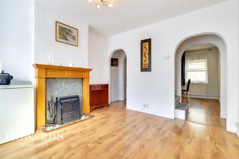16 Arnold Street, Lowestoft, NR32 1PU