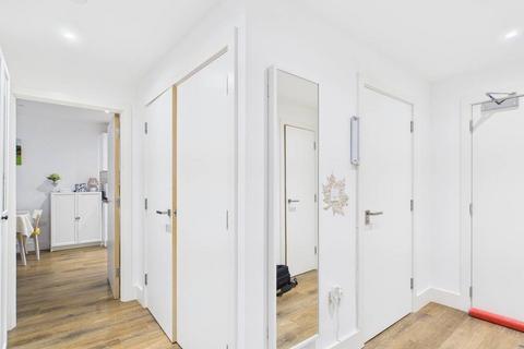 2 bedroom apartment for sale, Mill Mead, Staines-upon-Thames, Surrey, TW18