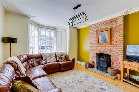 4 bedroom semi-detached house for sale, Longmoor Lane, Sandiacre NG10