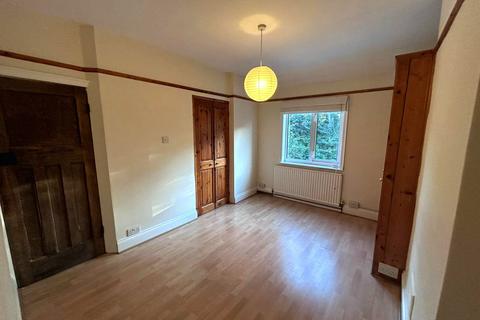 3 Bede Ling, West Bridgford, Nottingham, NG2 7RP