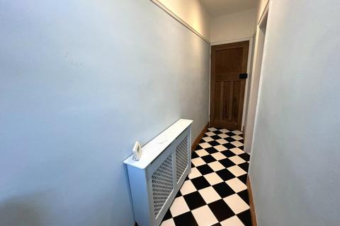 3 Bede Ling, West Bridgford, Nottingham, NG2 7RP