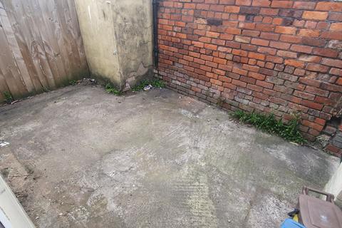 1 bedroom flat to rent, Flat 3, 26 Minny Street