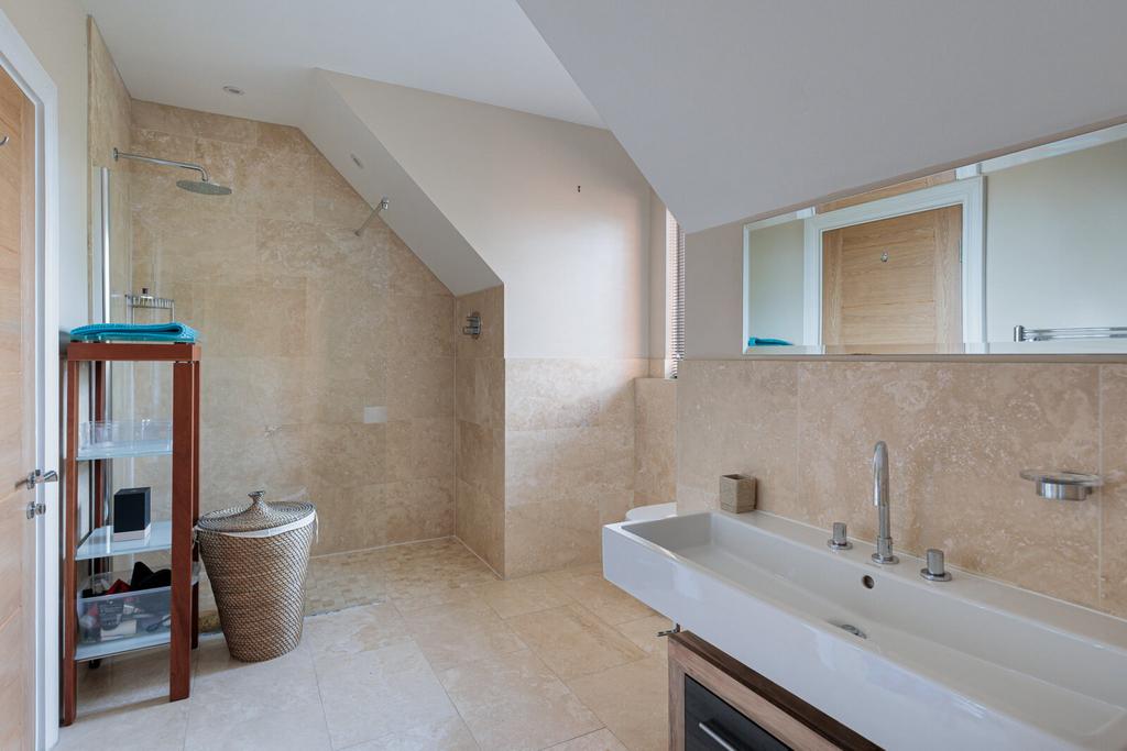 Jack & Jill Bathroom