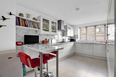 undefined, Hendon Lane, London, N3